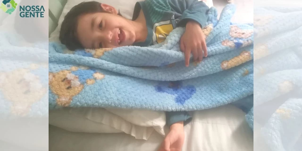 Família pede ajuda financeira para tratamento de menino com epilepsia