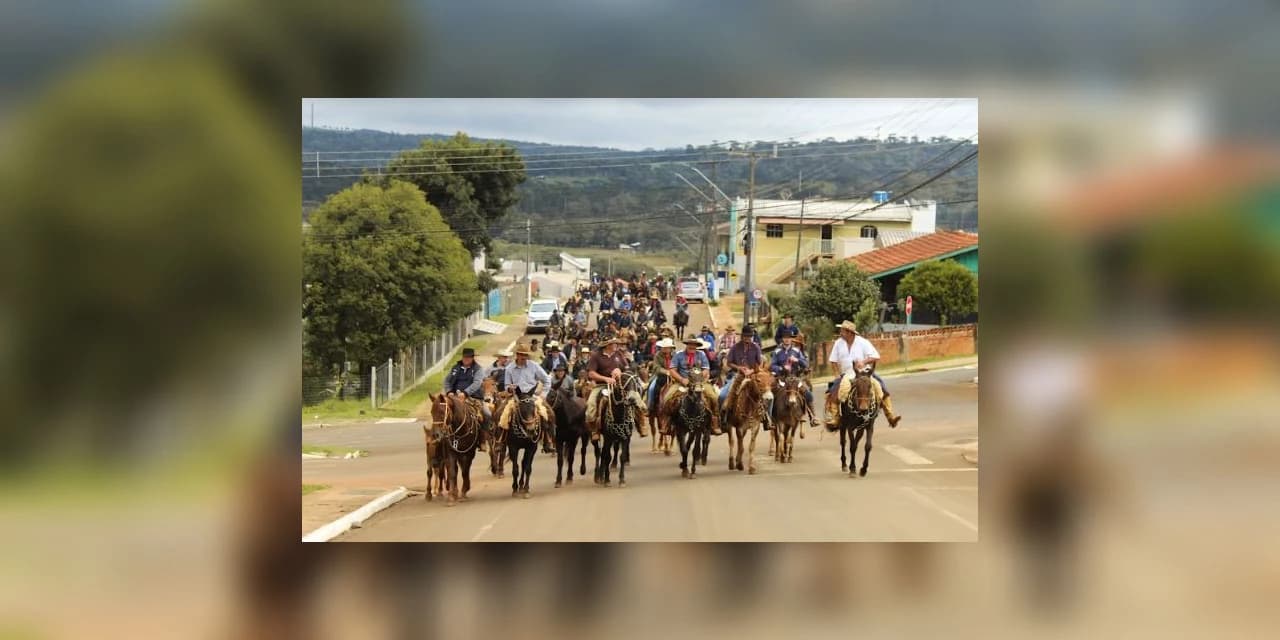Tropeiros realizaram Cavalgada de 4 dias em comemoração a emancipação de Turvo