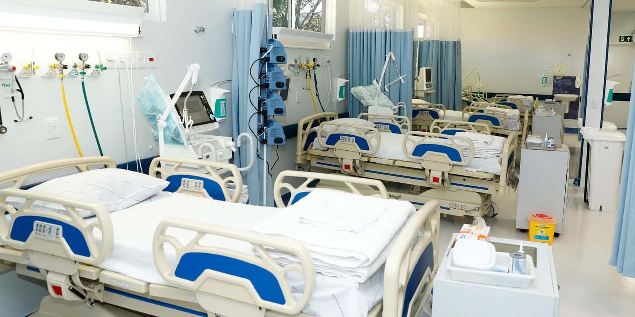 Central de encaminhamento para leitos hospitalares atende quase 2 mil paranaenses por dia