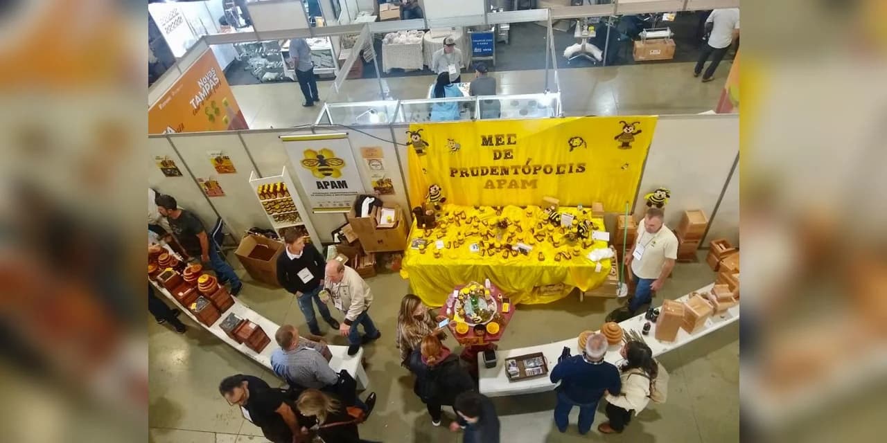 Prudentópolis participa do Congresso Sul Brasileiro de Apicultura e Meliponicultura