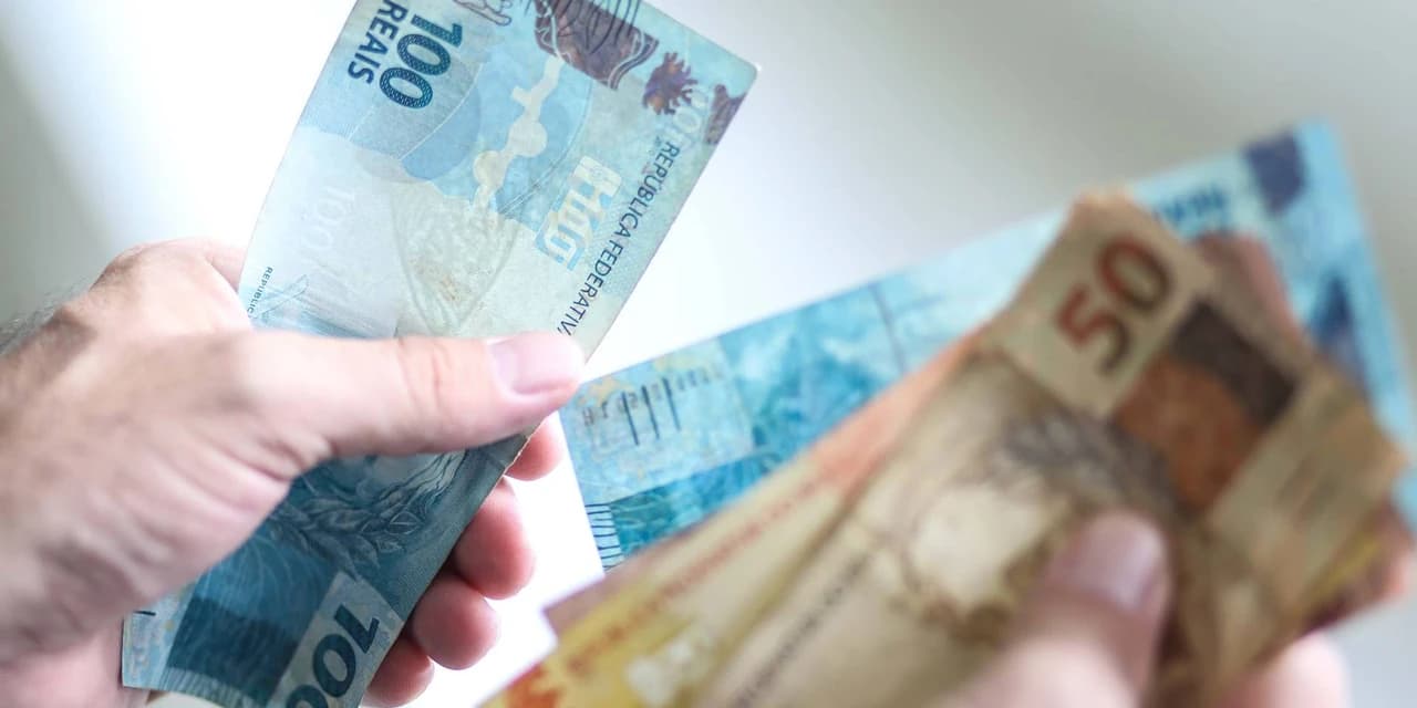 Auxílio Brasil de R$ 600 começa a ser pago em agosto