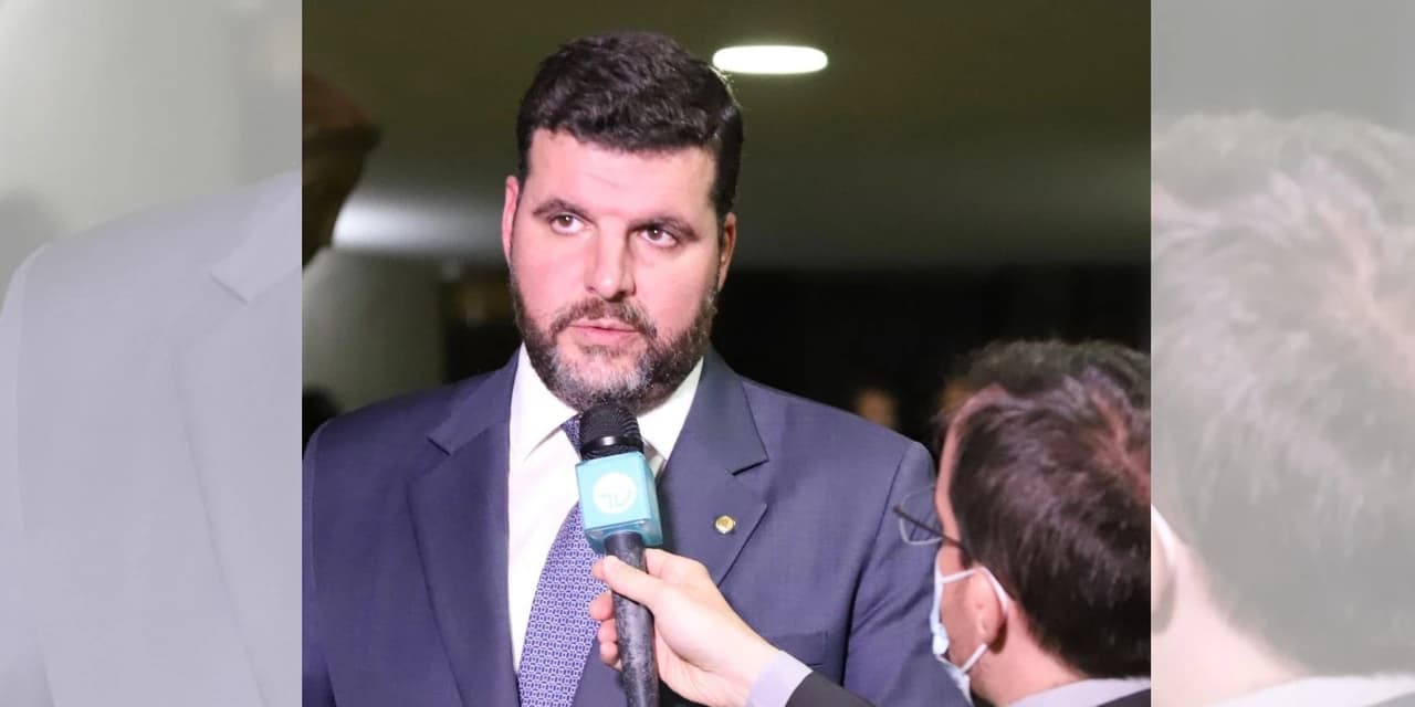Presidente Bolsonaro sanciona novo texto de Lupion que beneficia produtores rurais