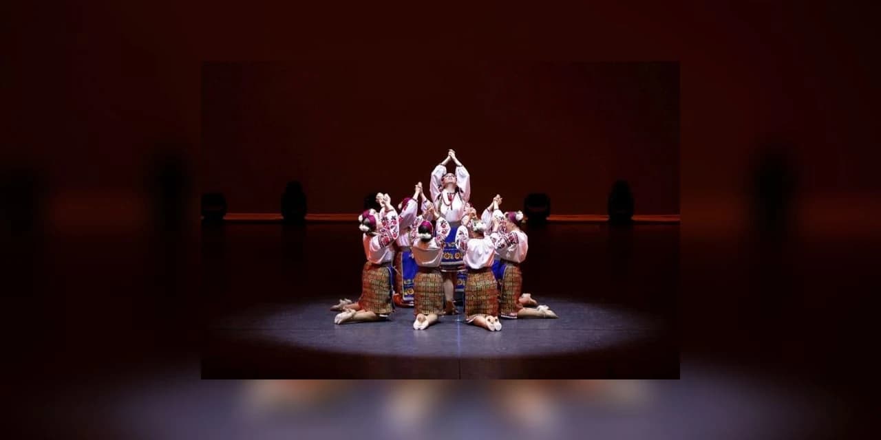 Grupo de danças ucranianas do Canadá se apresenta hoje (27) em Prudentópolis