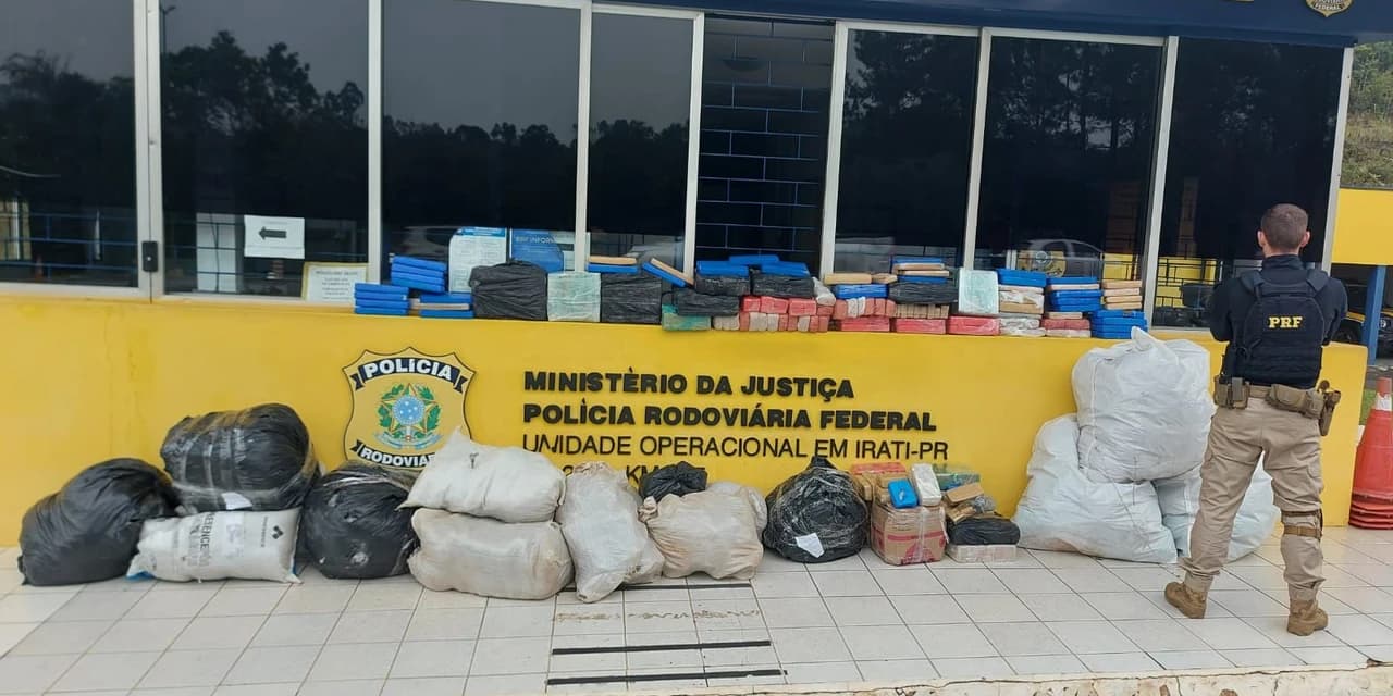 PRF apreende mais de 400 kg de droga na BR 277, em Palmeira