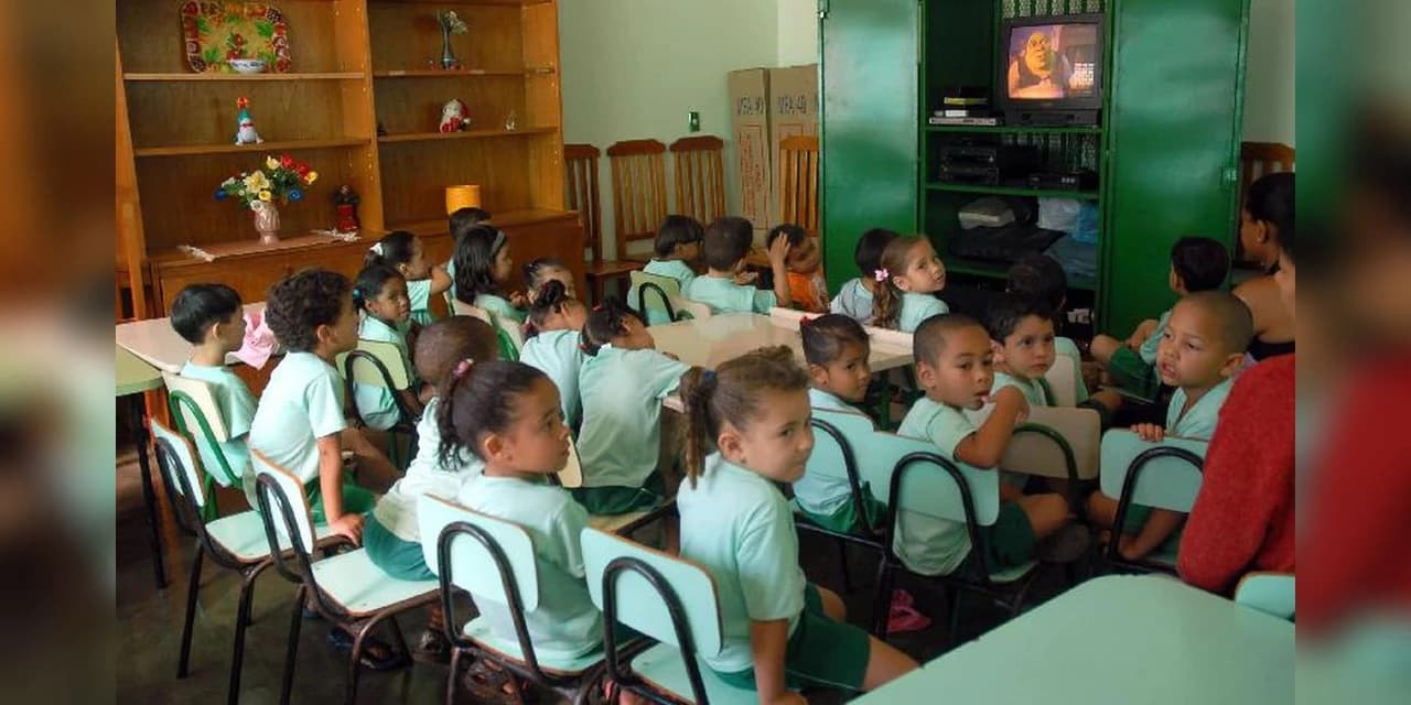 Oferta de vagas em creches e na pré-escola é obrigatória, decide STF