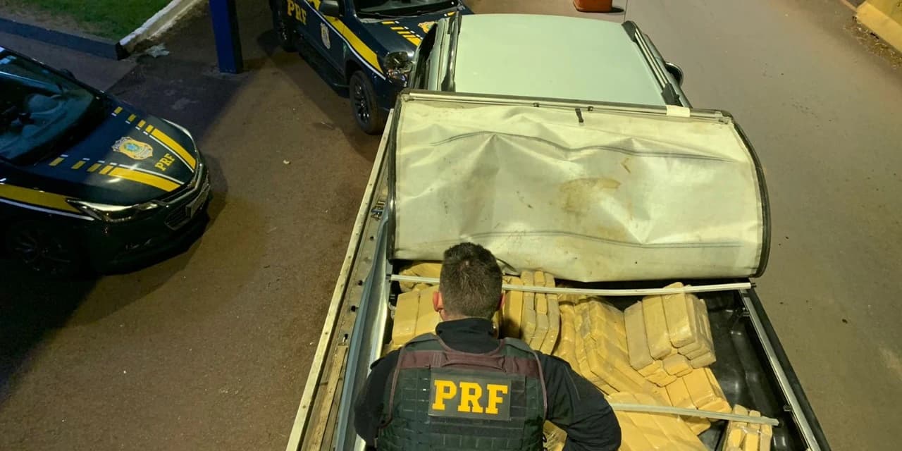 Mais de meia tonelada de maconha é apreendida pela PRF em Guarapuava, Céu Azul e Guaíra