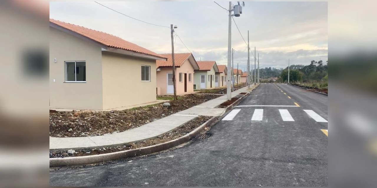 Com obras em fase final, novas casas serão entregues de graça a 34 famílias de Rio Azul