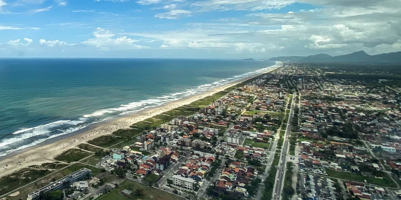 De olho no verão: PCPR e Procon alertam sobre golpe do falso aluguel na praia