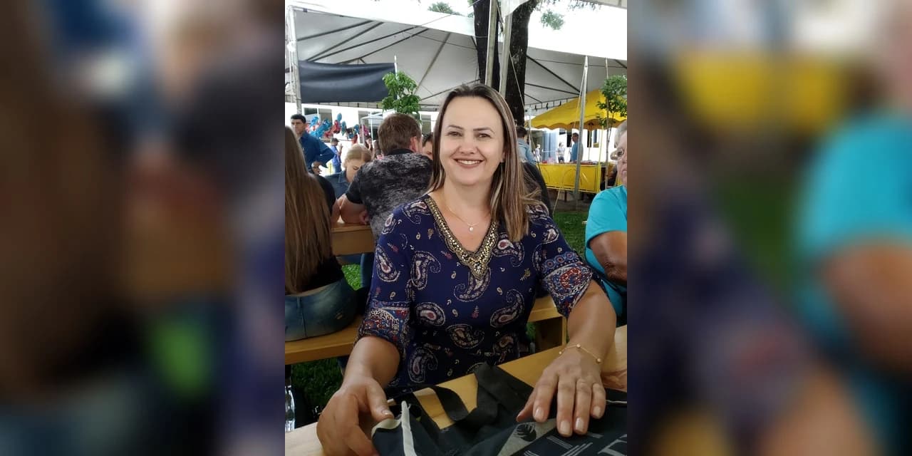 NOTA DE FALECIMENTO: É com pesar que e a Funerária São João e o Plano Uni-Paz comunica o falecimento de Celia Parhuts, ocorrido aos 46 anos de idade.