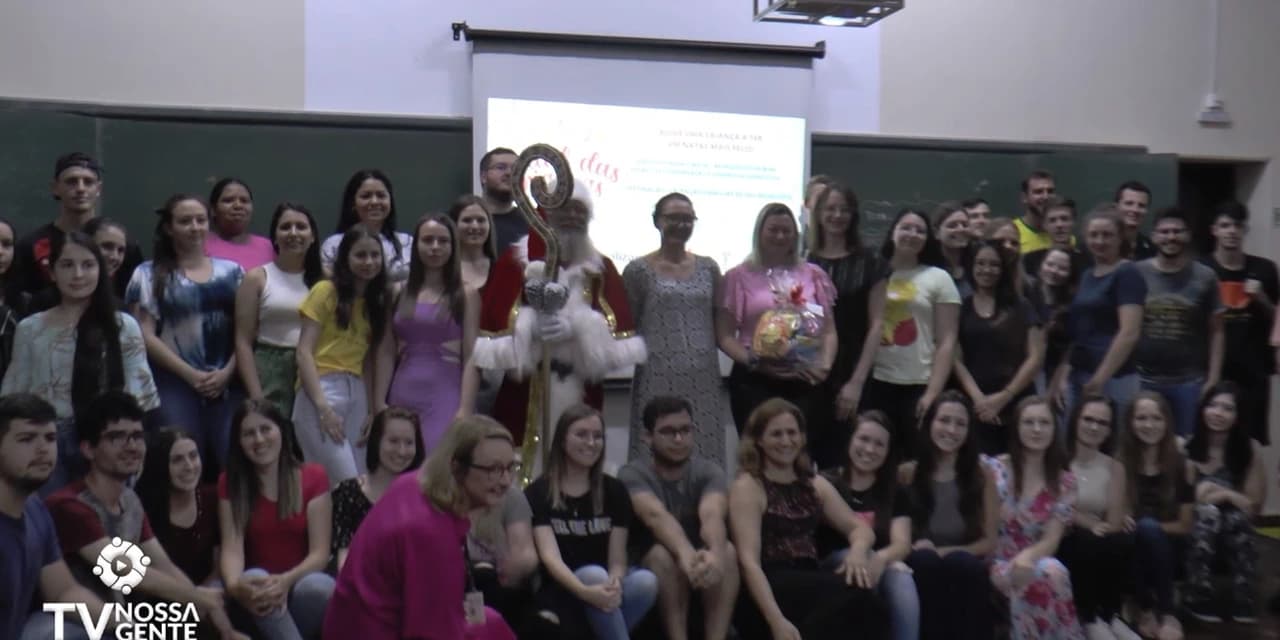 TV NOSSA GENTE: Estudantes da Unicentro arrecadam mais de mil kits de doces para crianças de Prudentópolis e região; assista o VÍDEO!