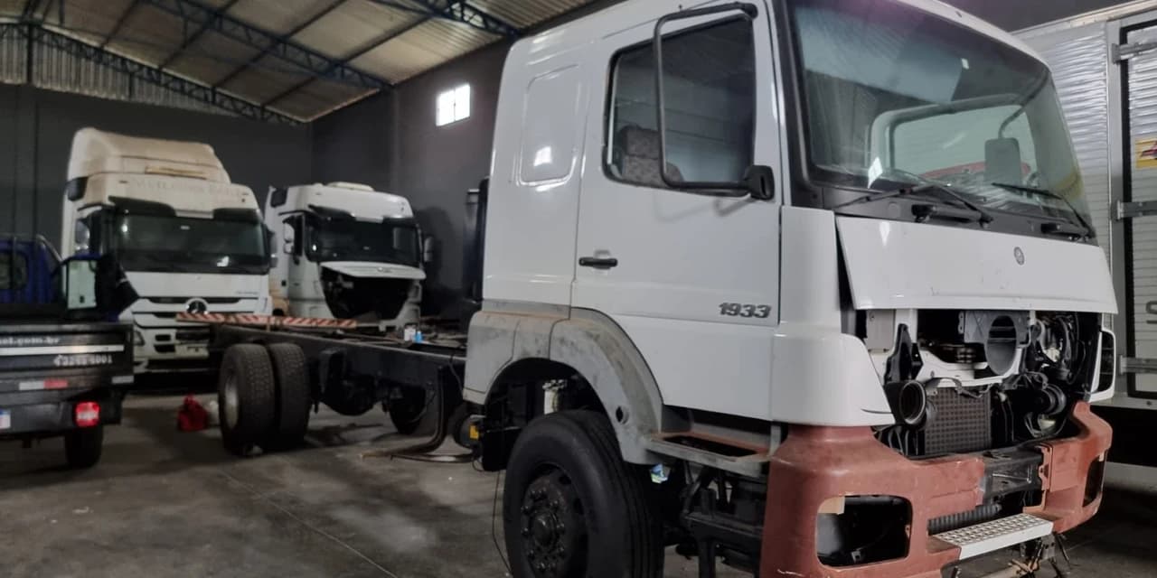 Polícia Civil de Ponta Grossa apreende 07 caminhões adulterados e prende uma pessoa em flagrante
