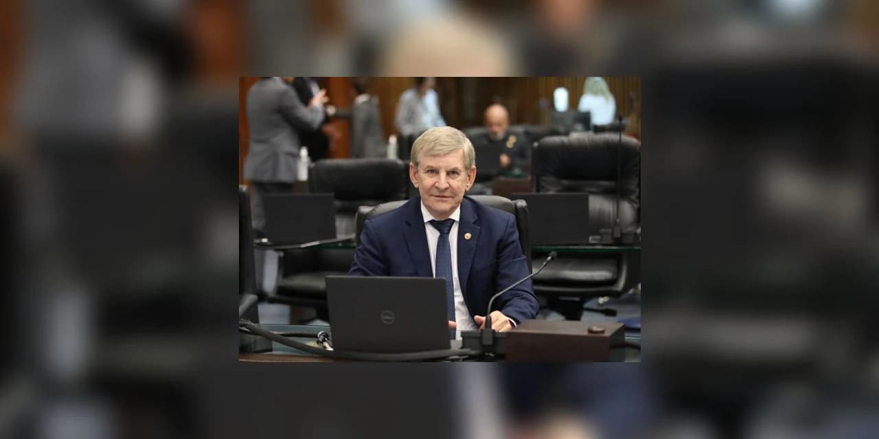 Elio Rusch deixa a assembleia depois de quase 32 anos defendendo as causas populares
