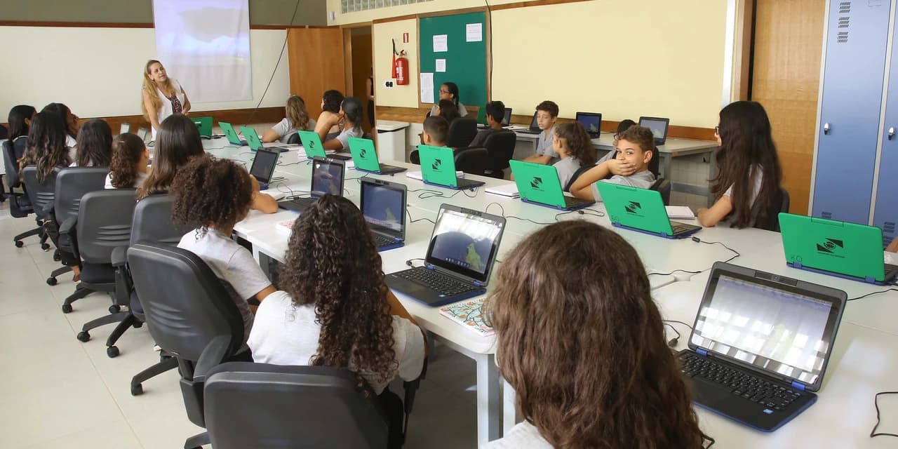 Censo Escolar: Paraná é líder do ranking nacional em oferta de computadores e conectividade