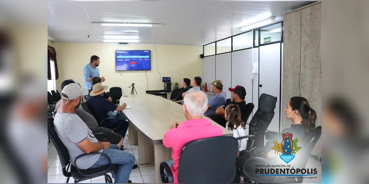 Empresa Kraft Heinz oferece parceria a agricultores de Prudentópolis para produção de pepinos