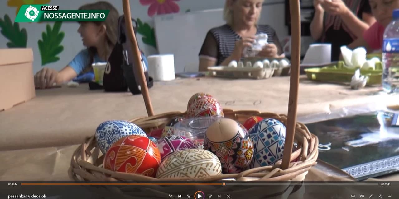 Páscoa colorida: Curso gratuito ensina jovens e adultos a produzirem pêssankas. VÍDEO!