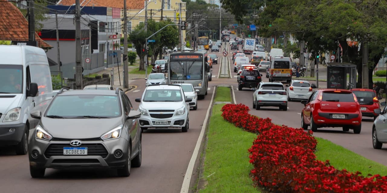 Terceira parcela do IPVA de veículos com placas 1 e 2 vence nesta segunda-feira