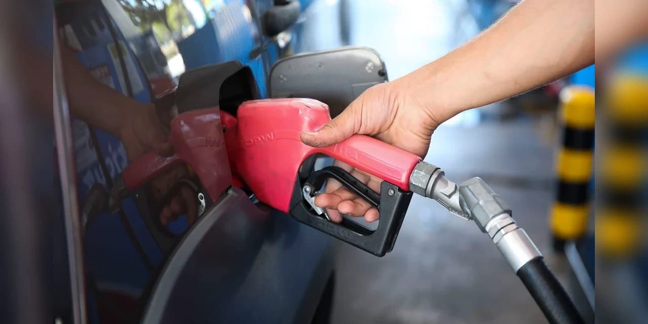 Motorista danifica bomba de posto de combustível, em Guarapuava