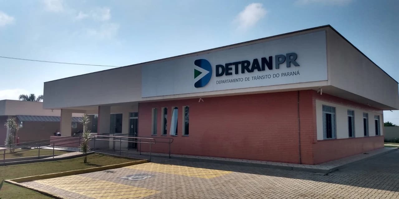 Detran amplia horário de atendimento no Paraná