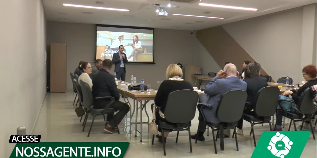 Delegação da Polônia visita Prudentópolis para conhecer o trabalho do Sicredi. VÍDEO!