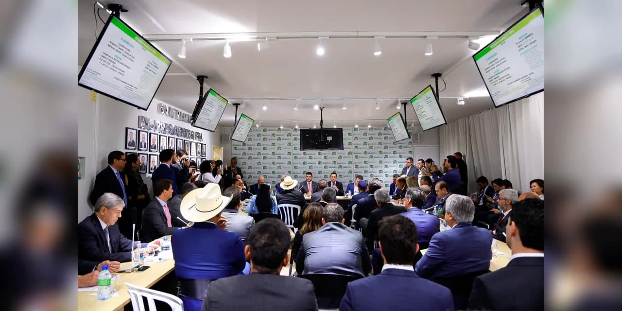 Governador participa de encontro com a Frente Parlamentar da Agropecuária, em Brasília