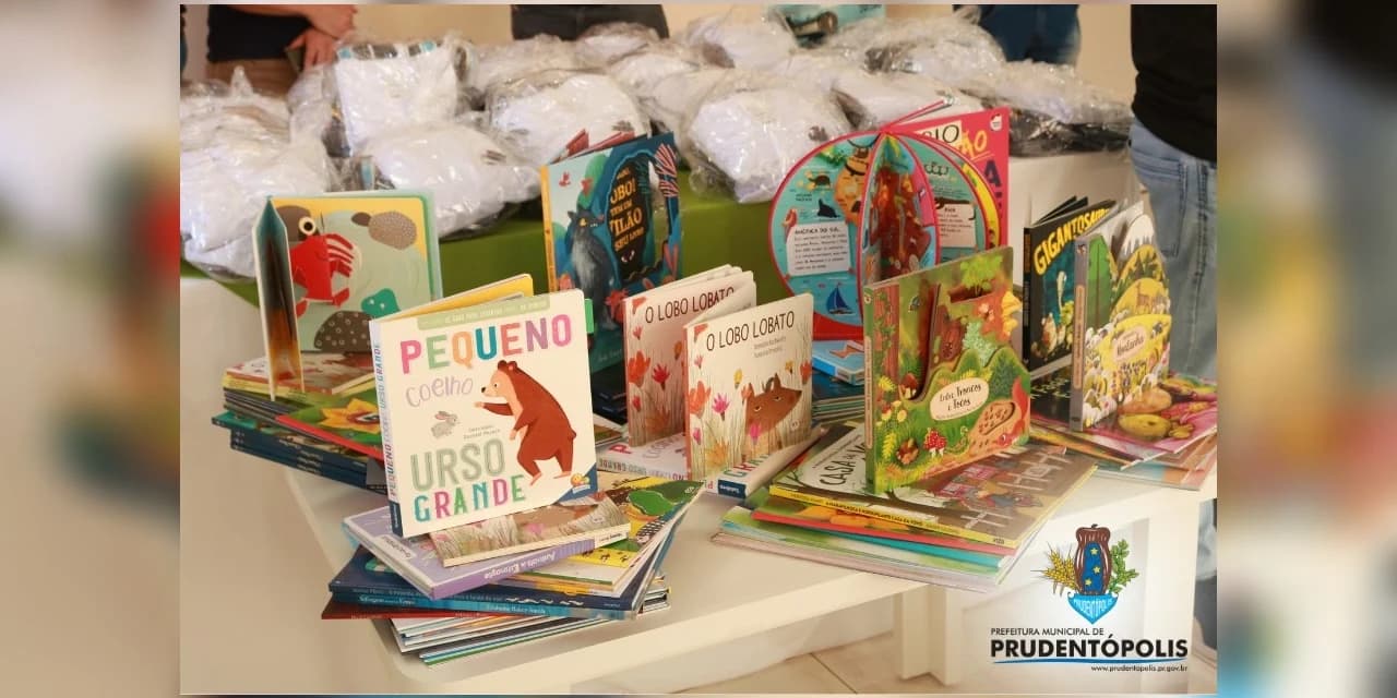 Apae recebe kits de uniformes e materiais pedagógicos para os alunos