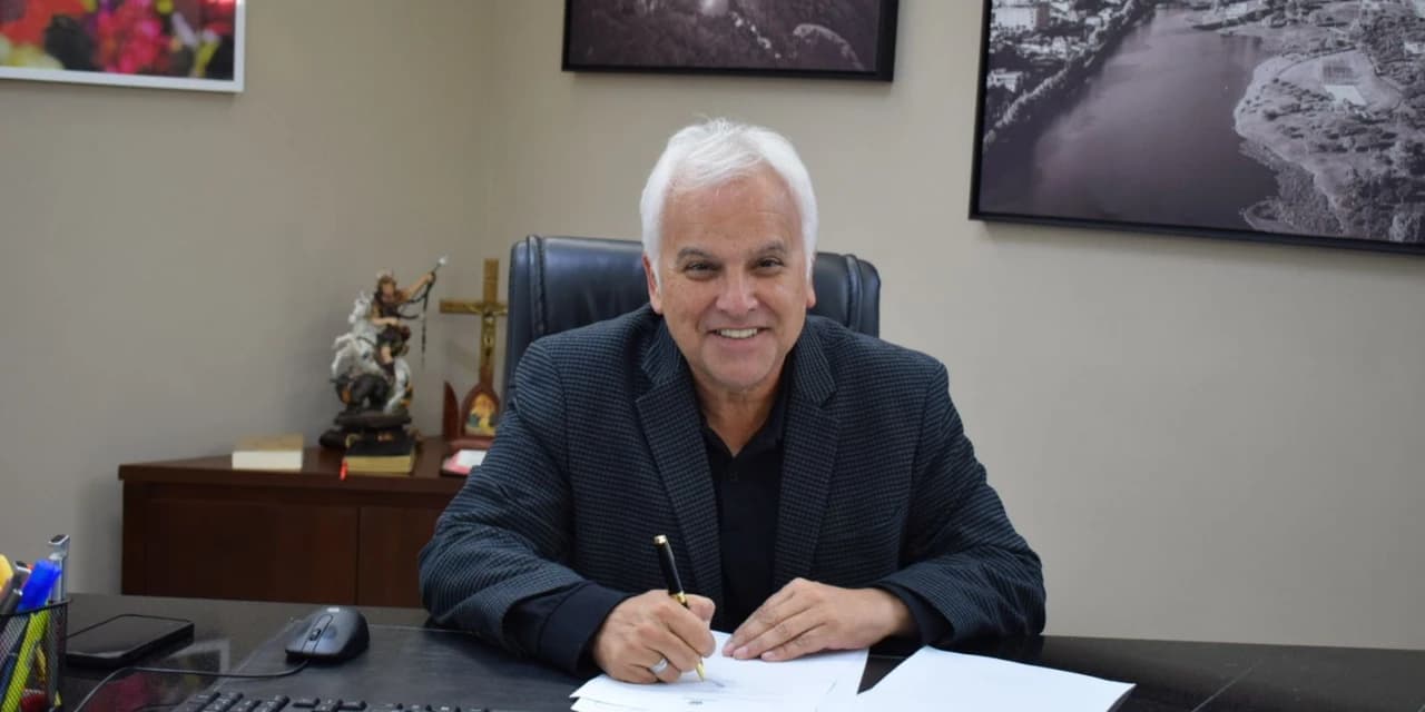 Prefeito Celso Góes sanciona reajuste salarial de 9% para os servidores municipais