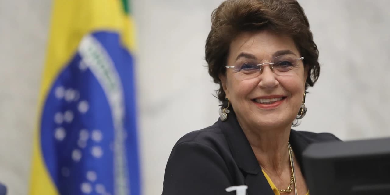 Lei de Cristina Silvestri garante à mulher o direito a acompanhante em procedimentos de saúde com sedação