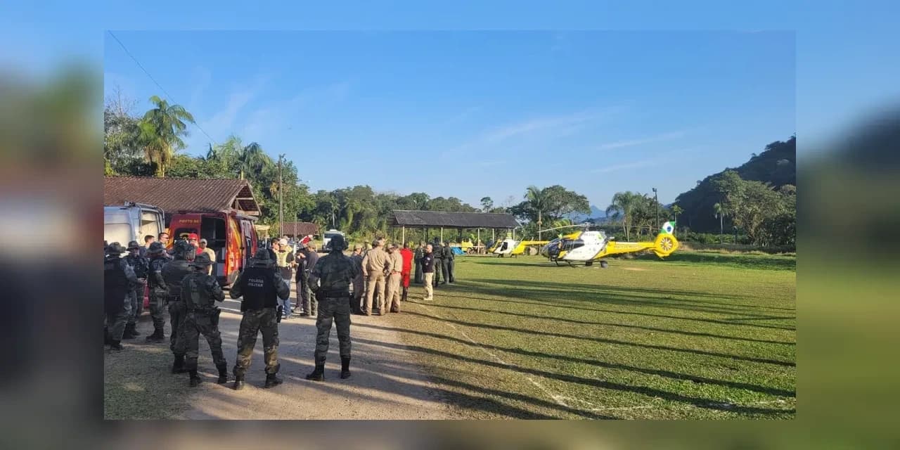 Avião desaparecido no Paraná é encontrado, mas tripulação é encontrada morta
