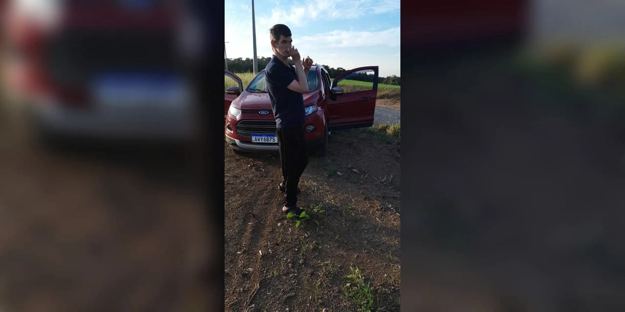 É com pesar que a Funerária São João,comunicam o falecimento do Jovem Pedro Vaurek.