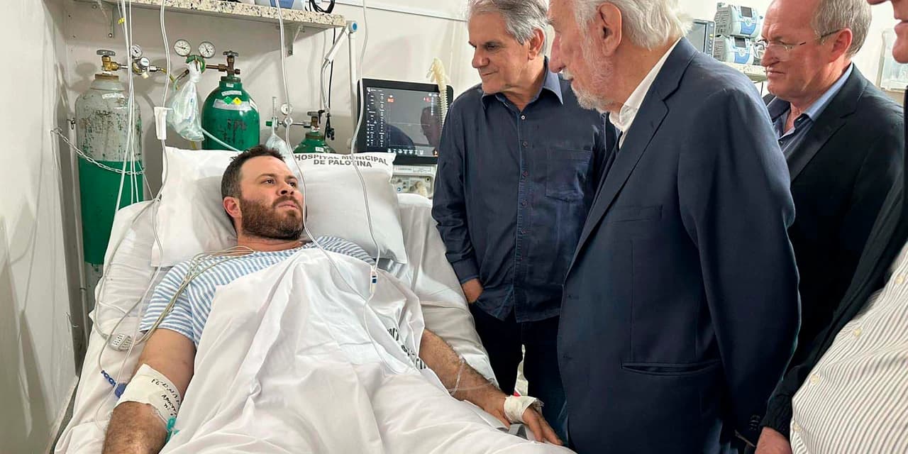 Darci Piana visita hospital de Palotina e presta solidariedade a vítimas de explosão