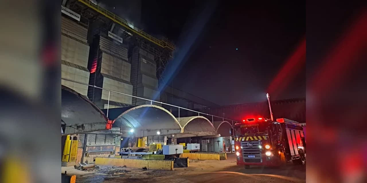 Incêndio atinge silo de empresa em Ponta Grossa