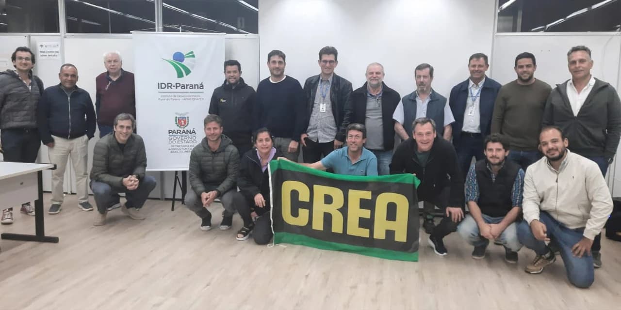 Produtores argentinos visitam o IDR-Paraná para conhecer pesquisas de milho e feijão