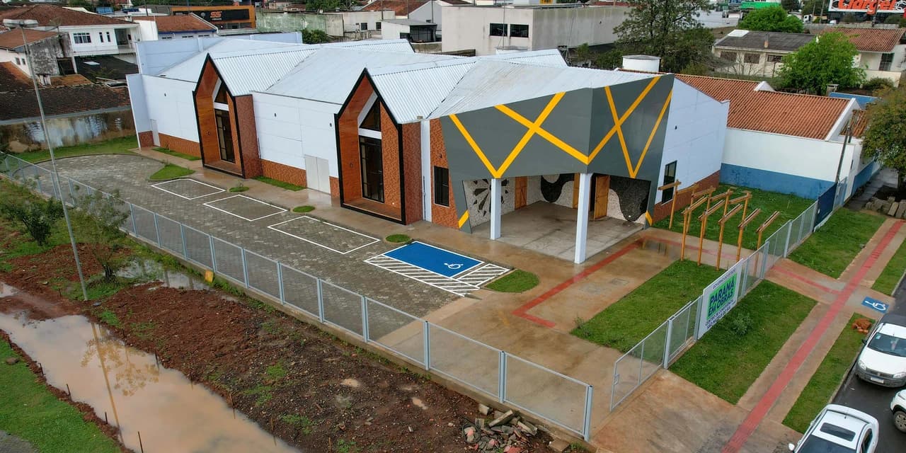 Com apoio do Estado, São Mateus do Sul ganha Centro de Convivência do Idoso