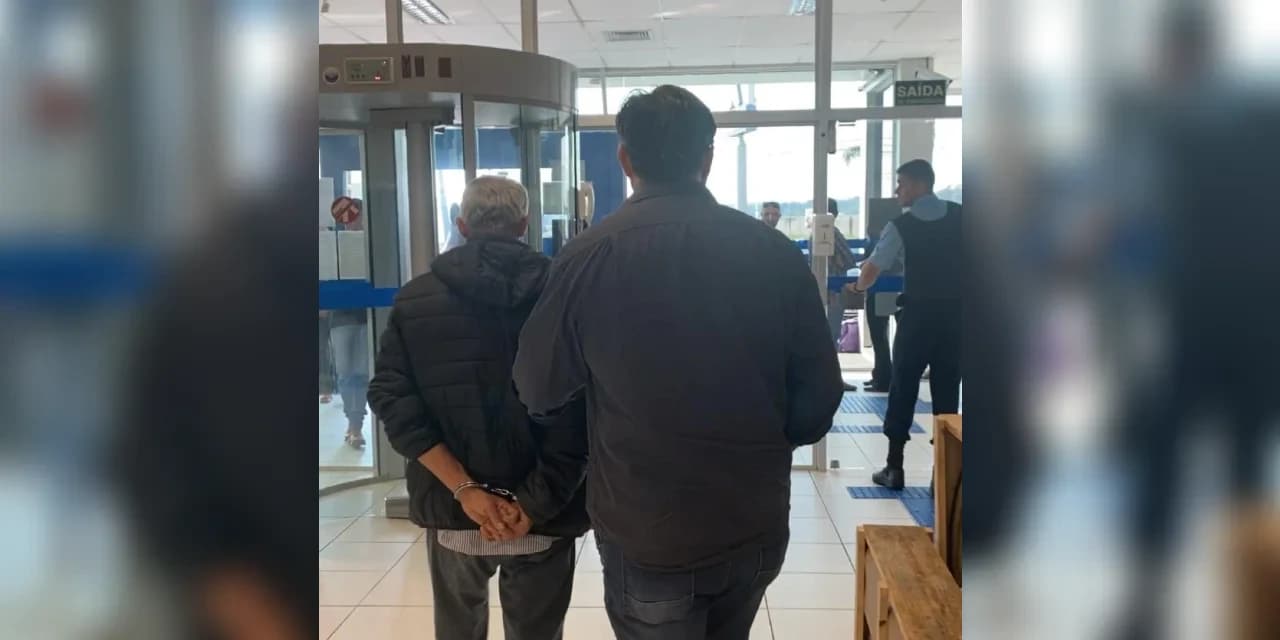 Trio é preso tentando aplicar golpe dentro de banco oferecendo terreno por R$ 180 mil.