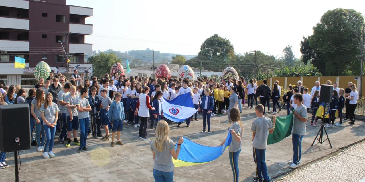 Concentração Cívica em homenagem ao Dia da Independência da Ucrânia foi realizado em Prudentópolis. VÍDEO!