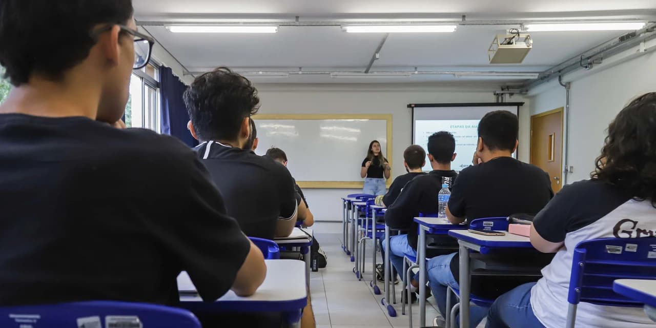 UEM e Unicentro abrem concurso e teste seletivo para contratação de 187 professores