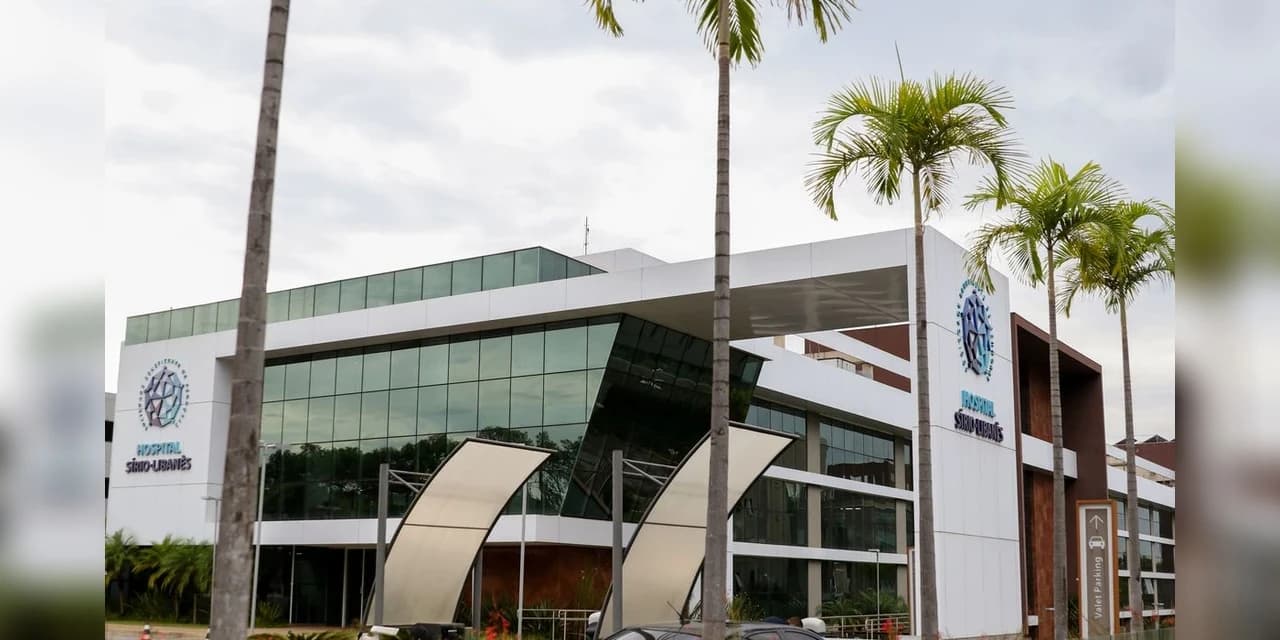 Lula passa por cirurgia no quadril em hospital de Brasília