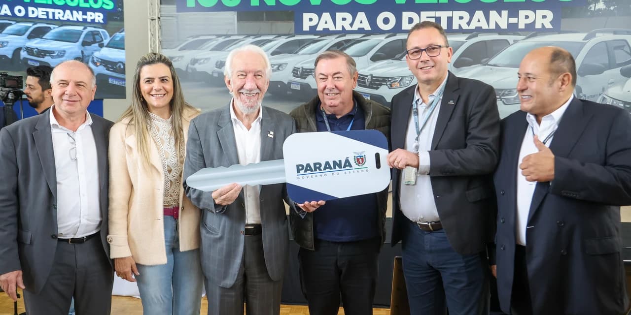 Estado entrega 106 veículos e equipamentos para reforçar atendimentos do Detran-PR