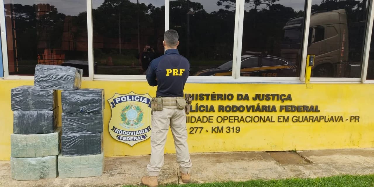PRF apreende 299 Kg de maconha em Guarapuava