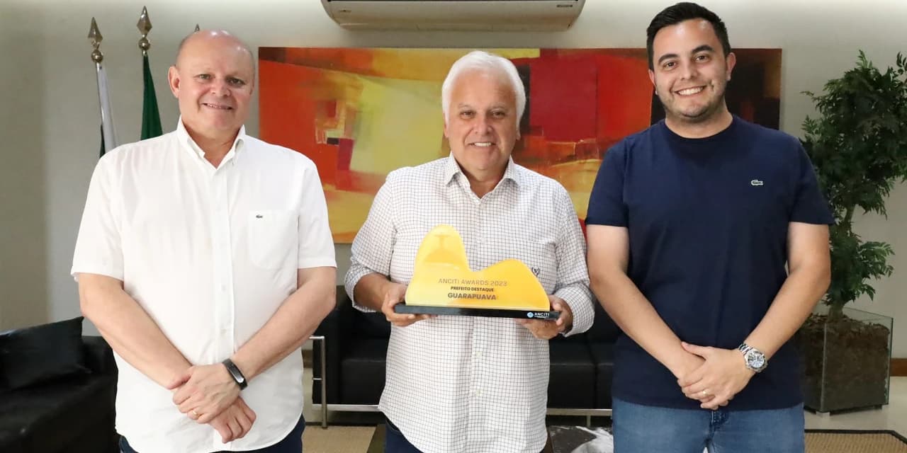 Celso Góes recebe prêmio nacional prefeito do ano