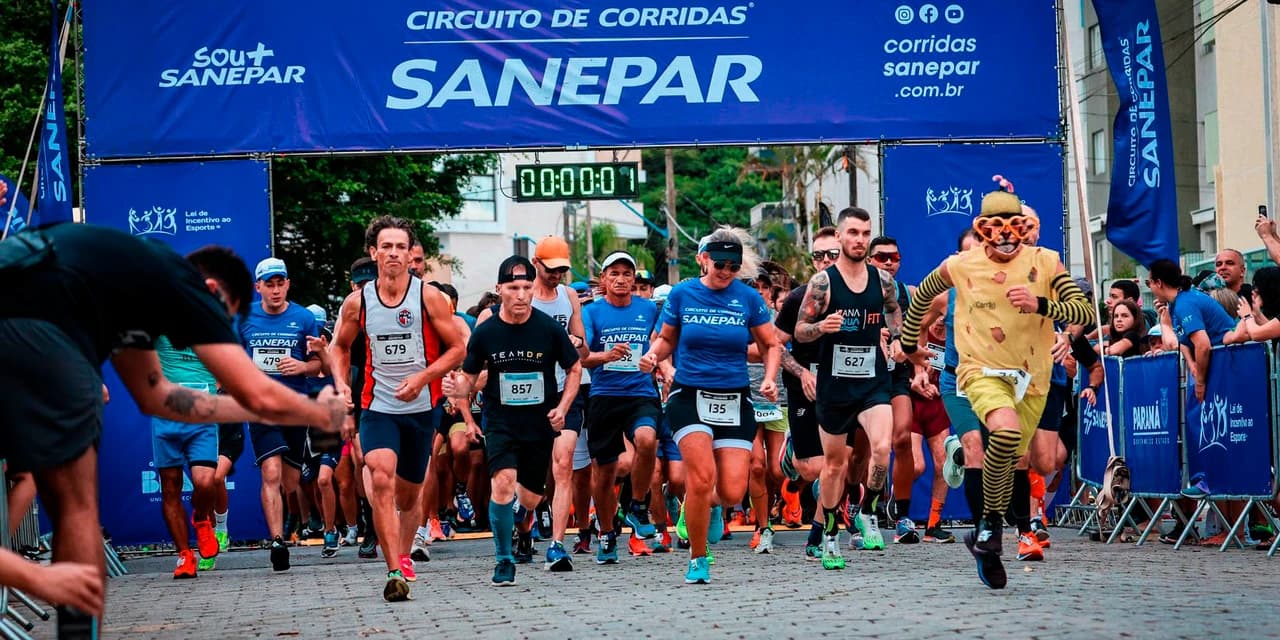 Cerca de 1.300 atletas participaram da Corrida de Rua da Sanepar em Matinhos