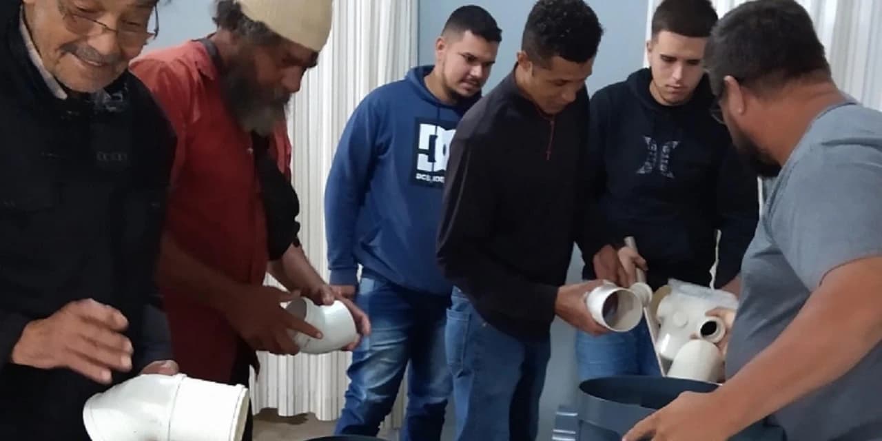 Com expansão da rede de esgoto em Arapongas, Sanepar oferta curso para encanadores