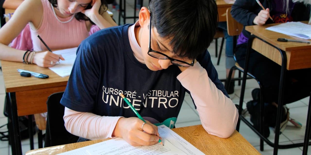 Unicentro abre inscrições para o Curso Pré-Vestibular de 2024