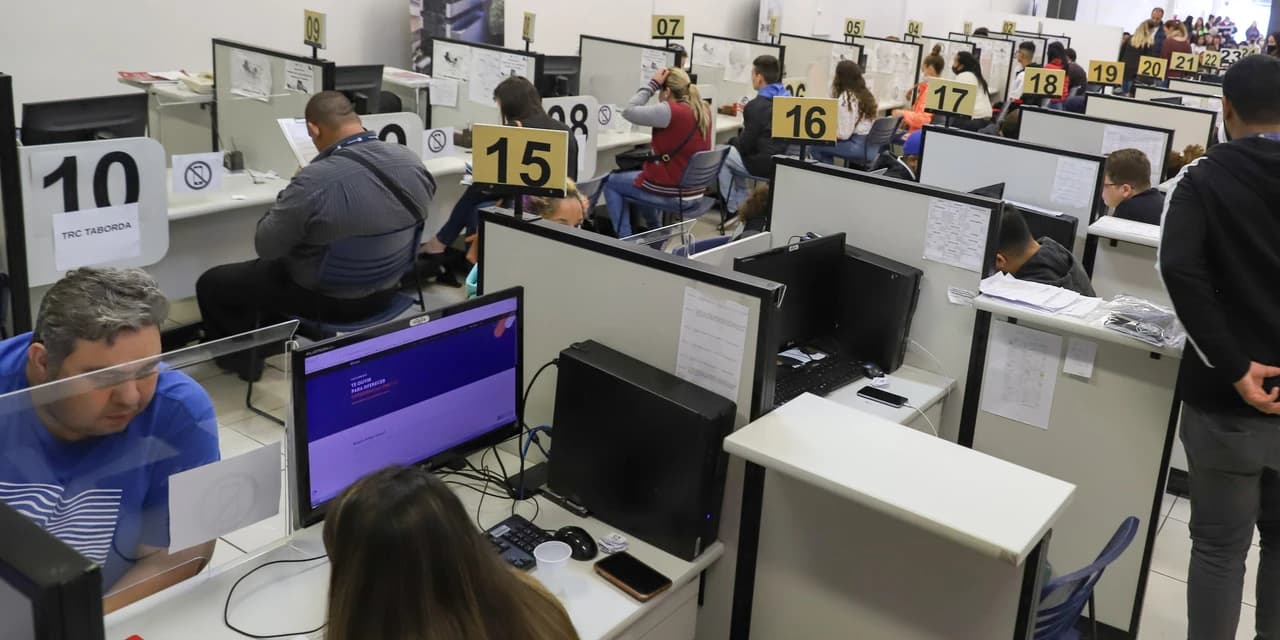 Março inicia com a oferta de 18,6 mil vagas nas Agências do Trabalhador do Paraná