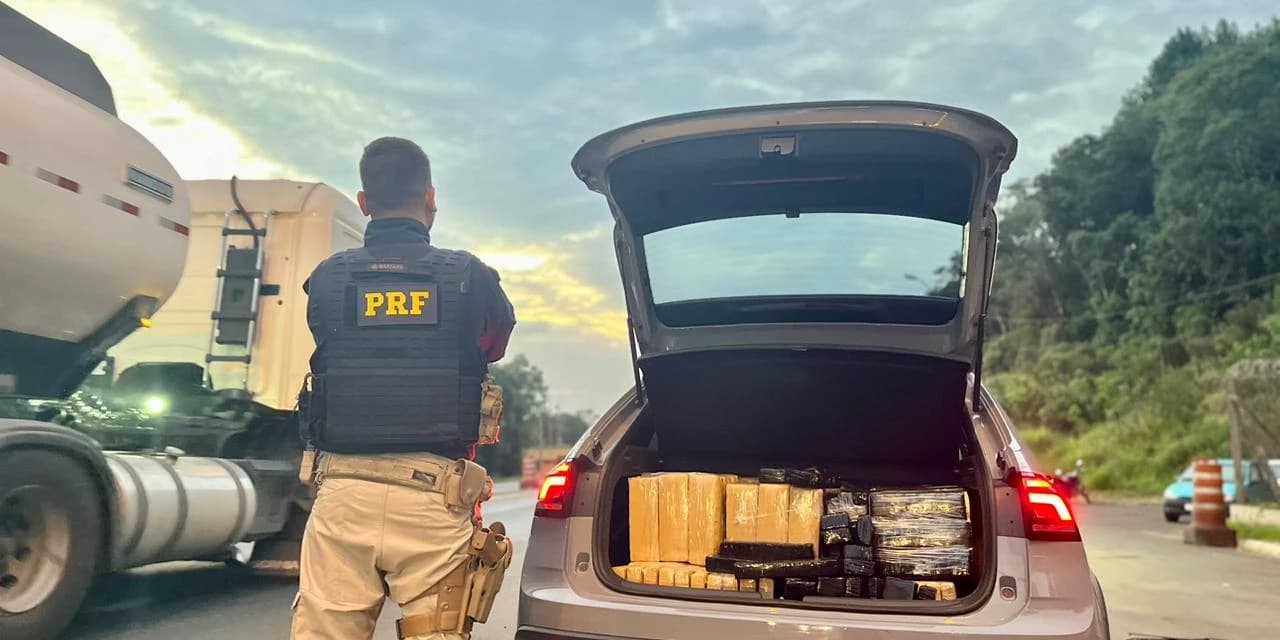 Polícia Rodoviária Federal apreende cerca de 260 kg de maconha, no município de Irati