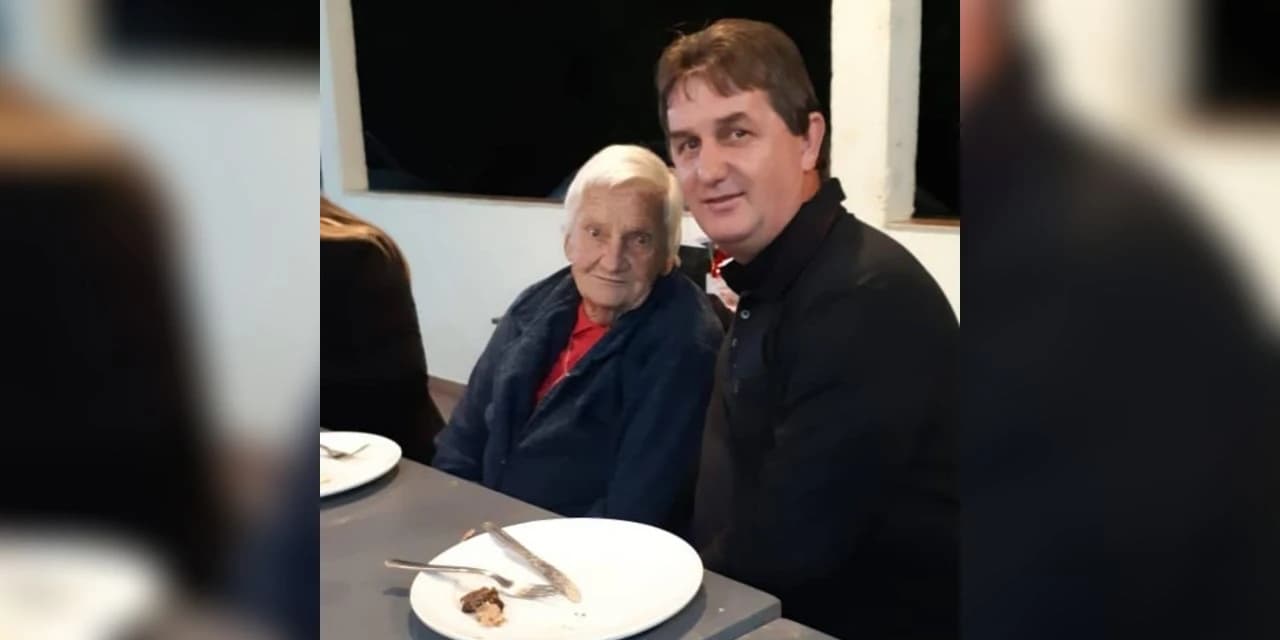 É com pesar que Comunicamos o falecimento da Sra Sophia Horbus, mãe do Padre Dionísio, nosso pároco!