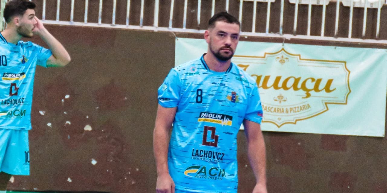 TV NOSSA GENTE: Jogador Ricardo do Prudentópolis FUTSAL marca três gols e pede musica. Assista o VIDEO!