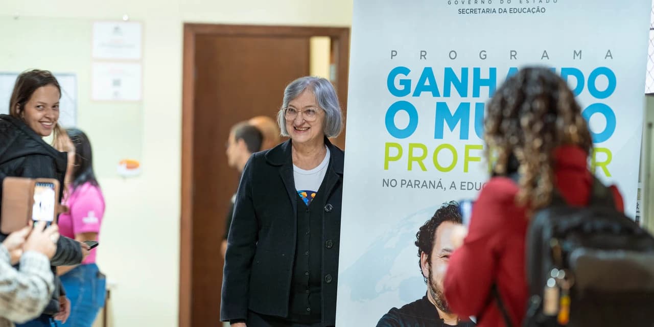 Professores que participaram do Ganhando o Mundo debatem experiência internacional