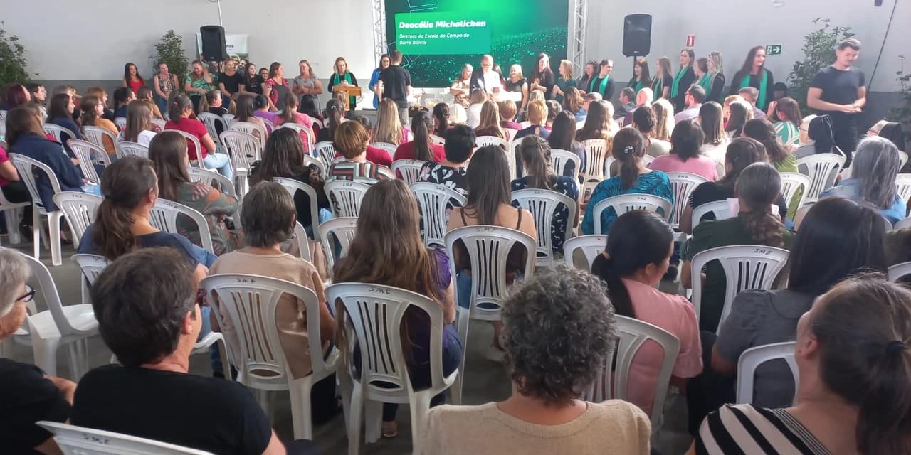 Sicredi Centro Sul PR/SC/RJ realizou evento em comemoração aos 10 anos do Projeto Mulheres em Ação. VÍDEO!
