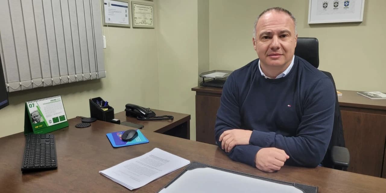 Hélio Cury Filho reassume presidência da FPF